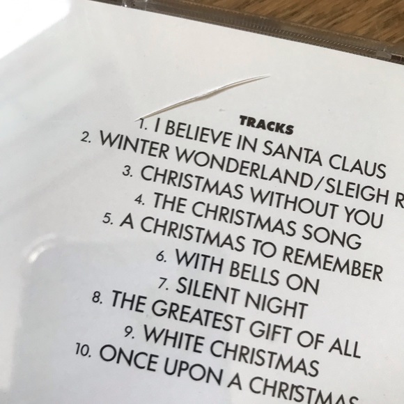 Bundle 3 for $10 Kenny Rogers & Dolly Parton - Once upon a Christmas cd. - Picture 5 of 5